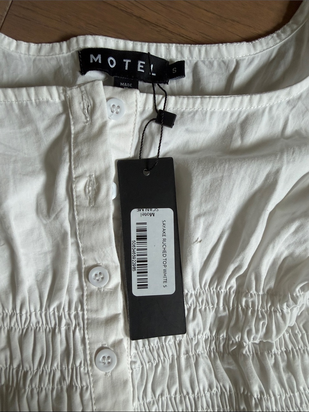 NWT Motel Rocks Sayake Ruched Top in White - Picture 5 of 6
